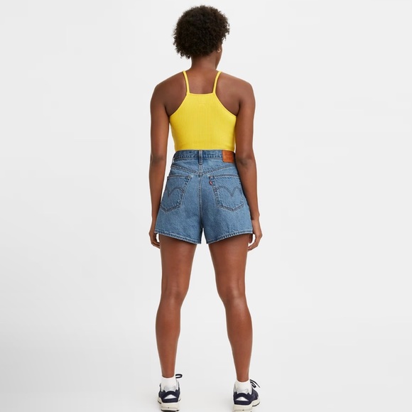 Levi’s Loose Shorts - Picture 3 of 3